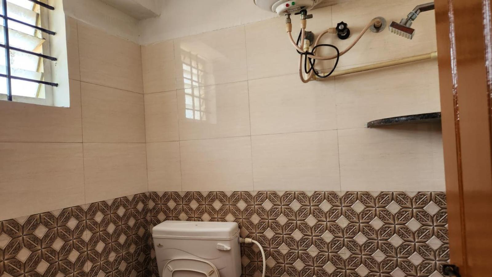Varaha Residency Hotel Mysore Ngoại thất bức ảnh